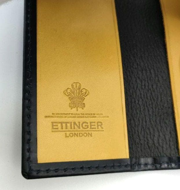 エッティンガー キーケース レザー　ブラック イエロー箱 ケアカード