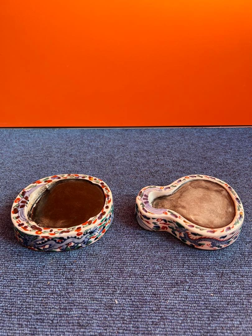 1035 中国　骨董　大明萬暦年製　龍紋　瓢箪型　硯　2客　時代物