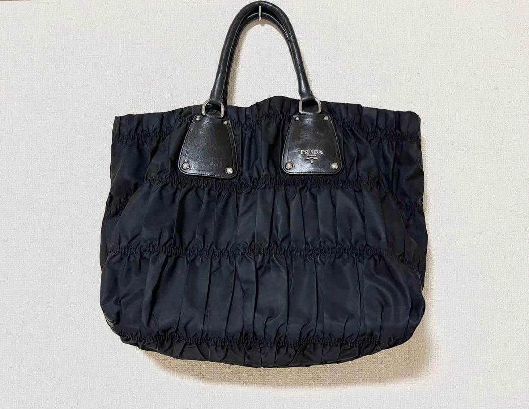 本物　PRADA ギャザートートバッグ 黒
