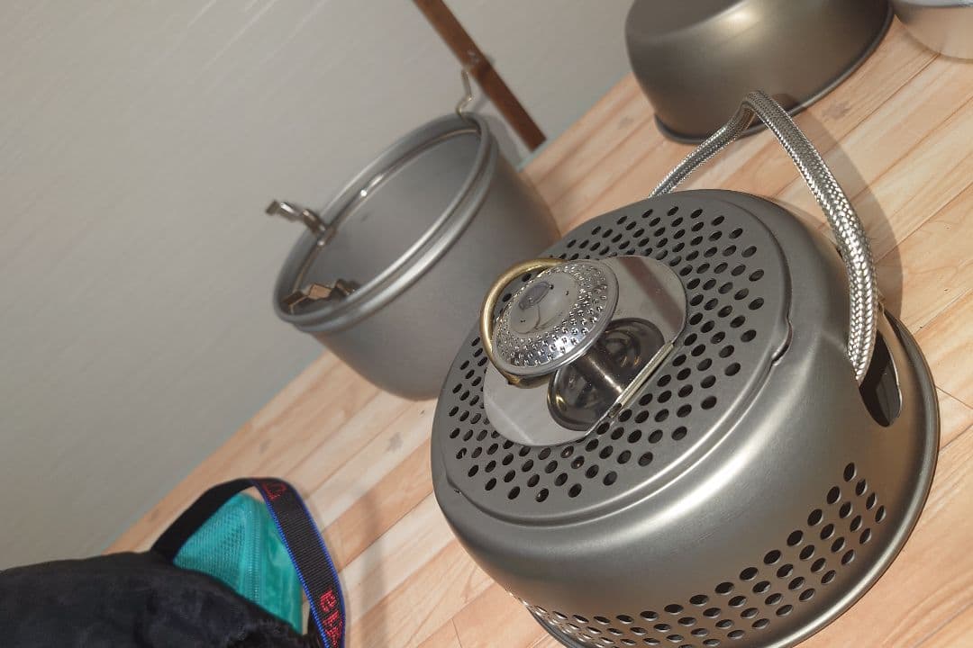 Trangia クッカーセットガス使用可能バーナーとケトルと燃料ボトル付