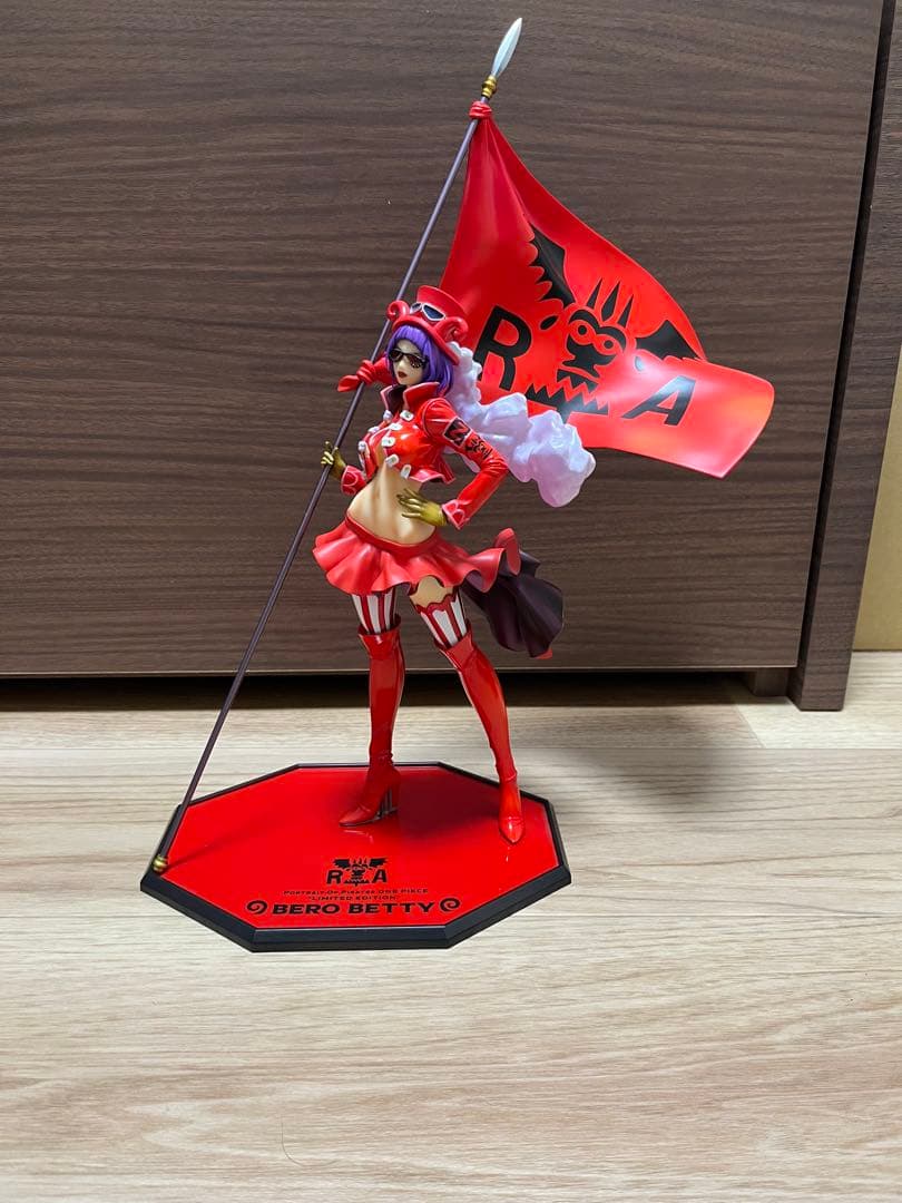 POP ベロベティ　ワンピース　フィギュア