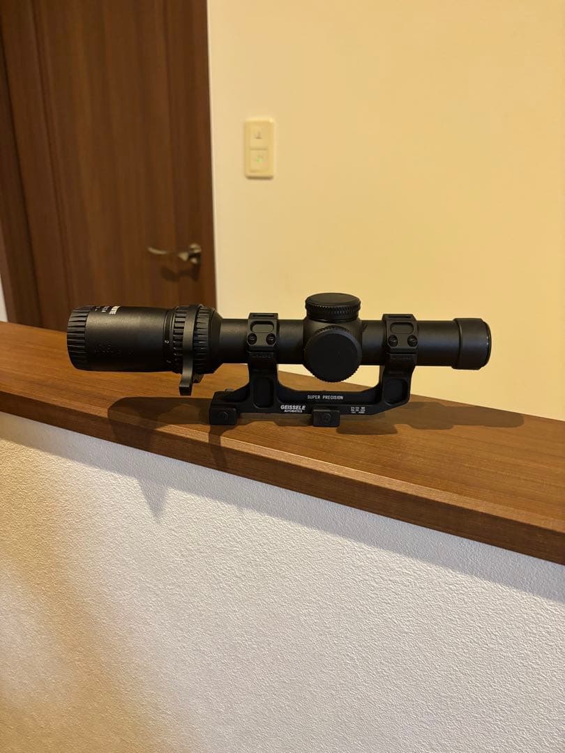 ノーベルアームズ　 ABSOLUTE 1-6X24 IR ※マウント付属