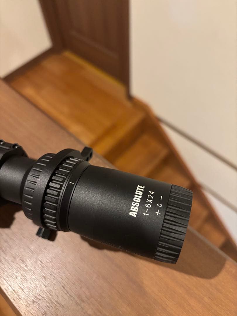 ノーベルアームズ　 ABSOLUTE 1-6X24 IR ※マウント付属