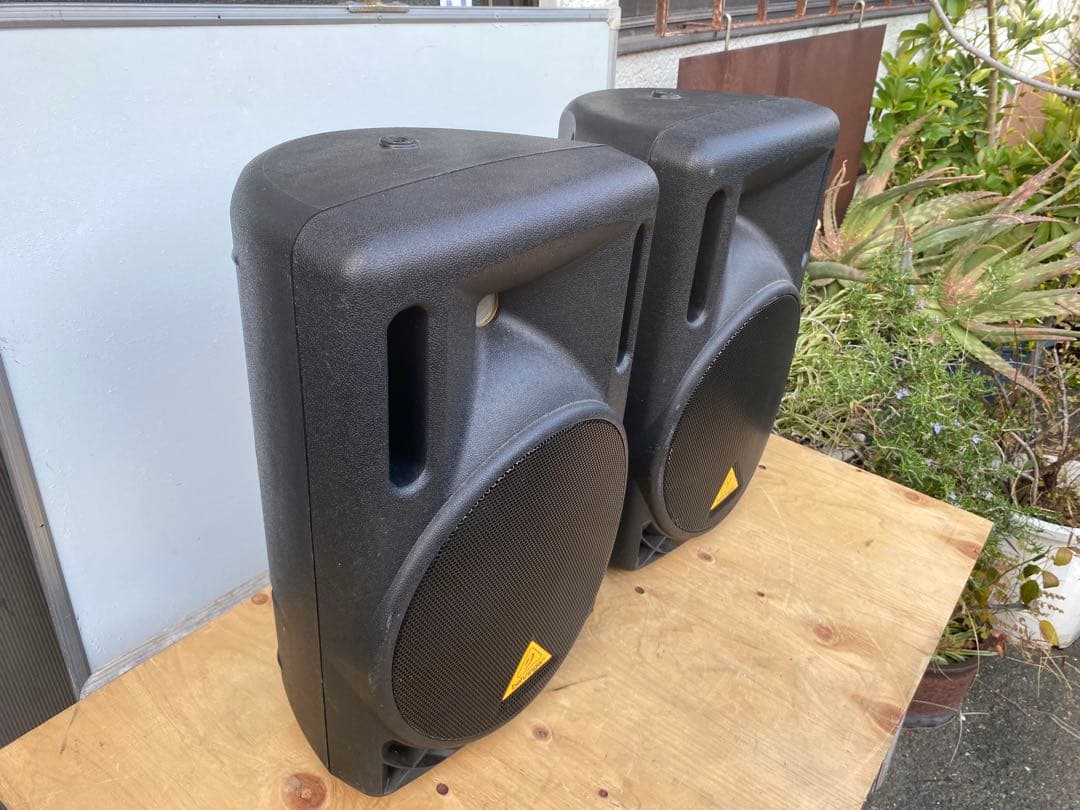 behringer eurolive b210d パワード　スピーカー　中古品