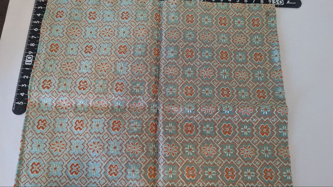 袋師土田友湖　隅入菱『菊花文緞子』袱紗帛紗　千家十職　茶道具出袱紗　共箱　表千家