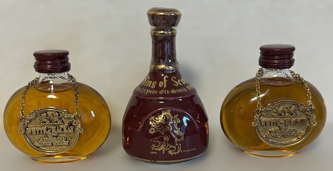 ホワイト&マッカイ 21年２本キングオブスコッツ 25年 １本