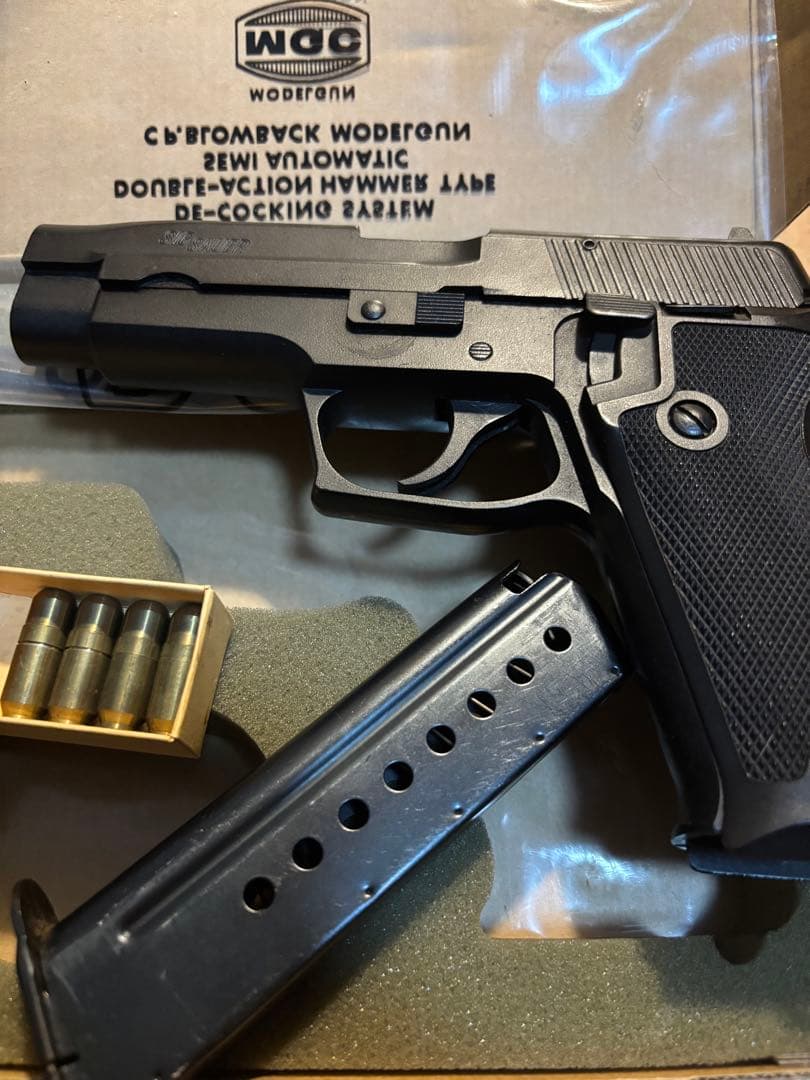 SIG-SAUER P220 モデルガン MGC