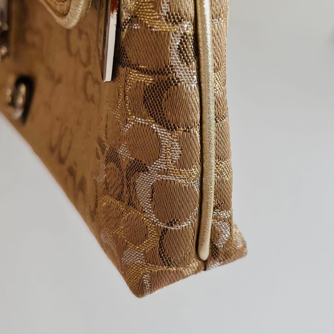 コーチ　アクセサリーポーチ　ワンショルダーバッグ　ミニバッグ