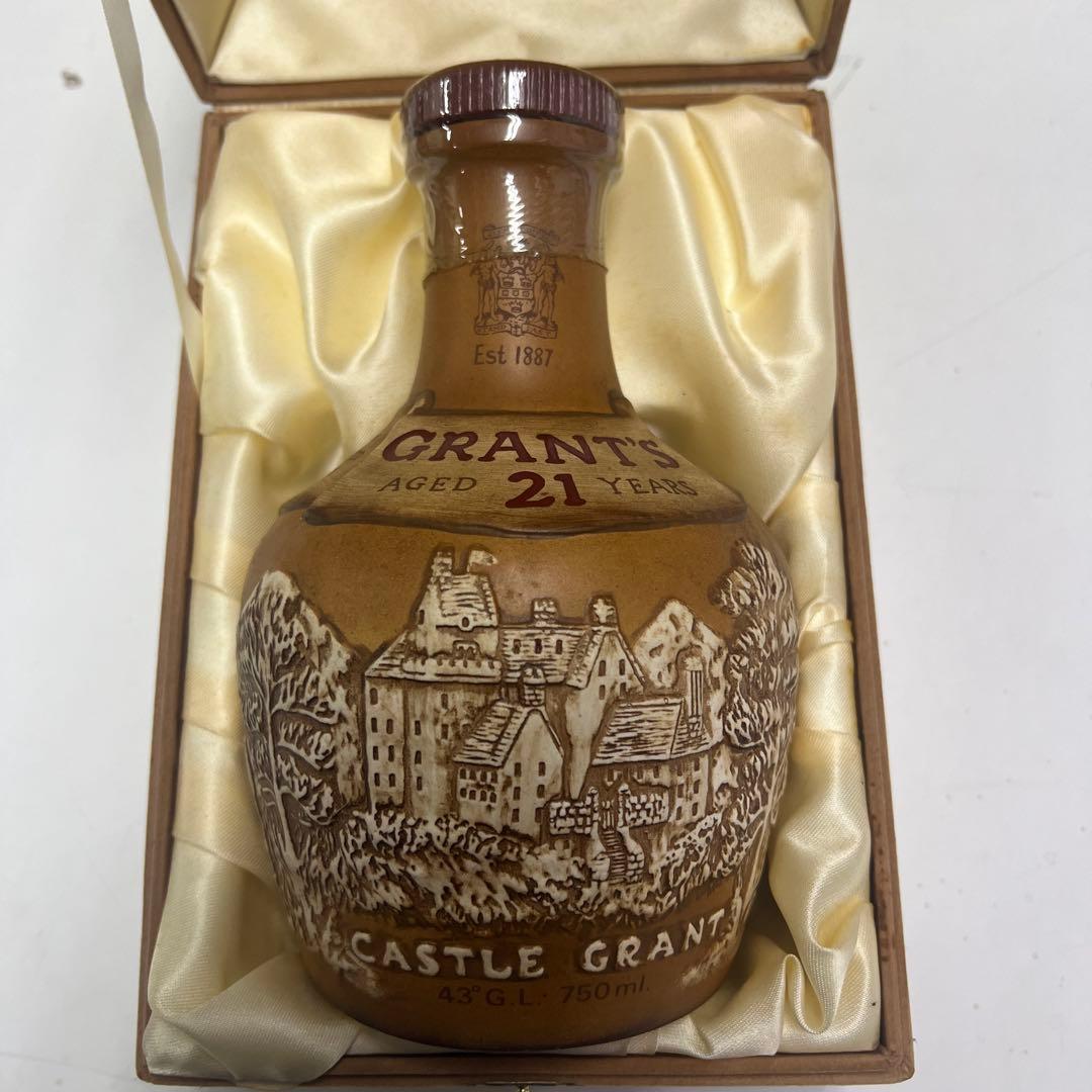 GRANT'S グランツ 21年 陶器ボトルウイスキ - 750ml 化粧箱付