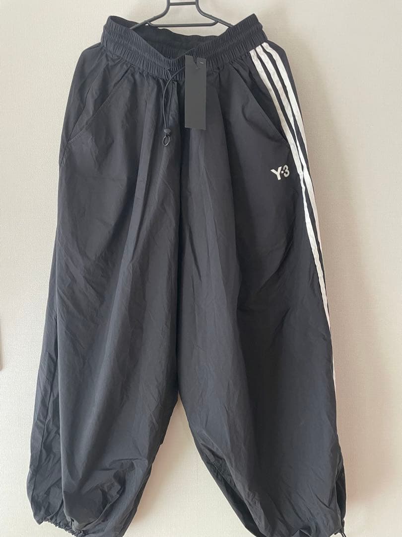 y-3 ナイロン　ワイドパンツ