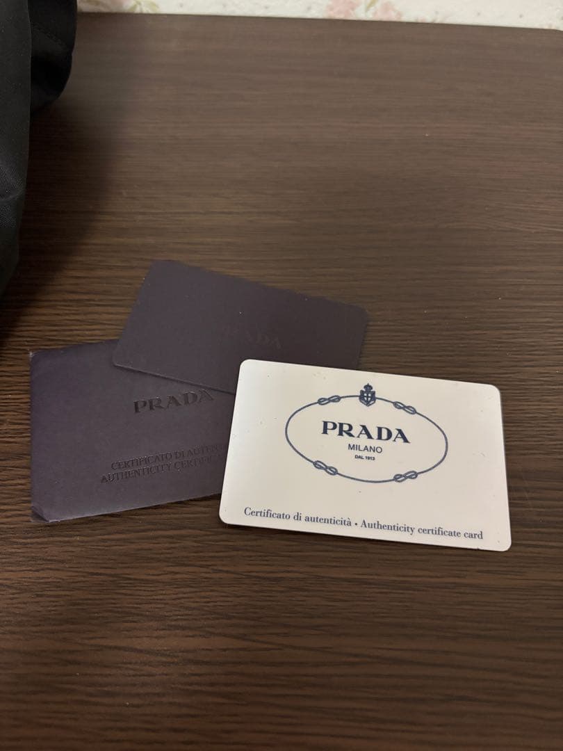 PRADA ブラックナイロン トートバッグ