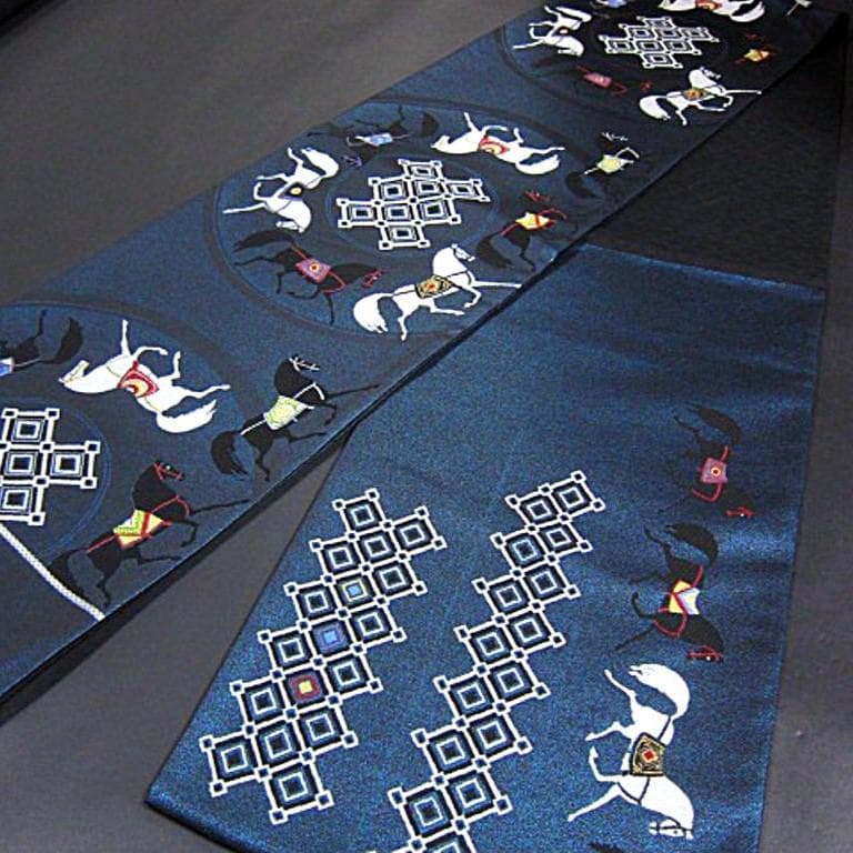 期間限定大幅値下げ！逸品　新品　西陣織高級六通柄袋帯　馬　【綿芯御仕立付】②