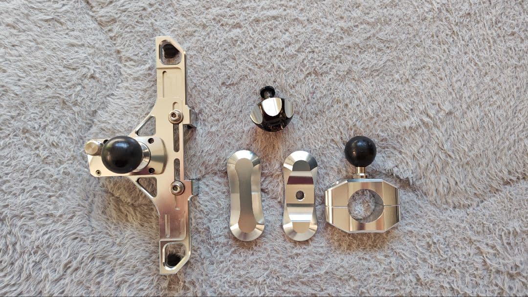 サインハウスのスマホホルダー