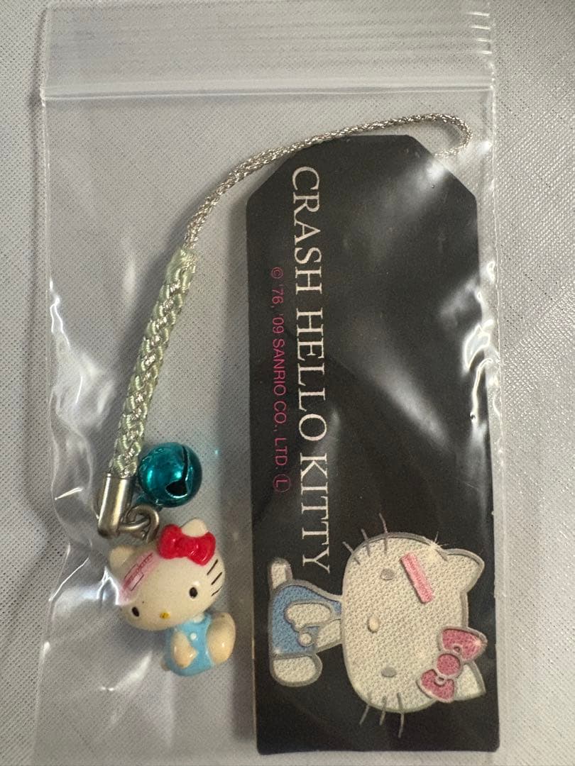 クラッシュハローキティ ストラップ