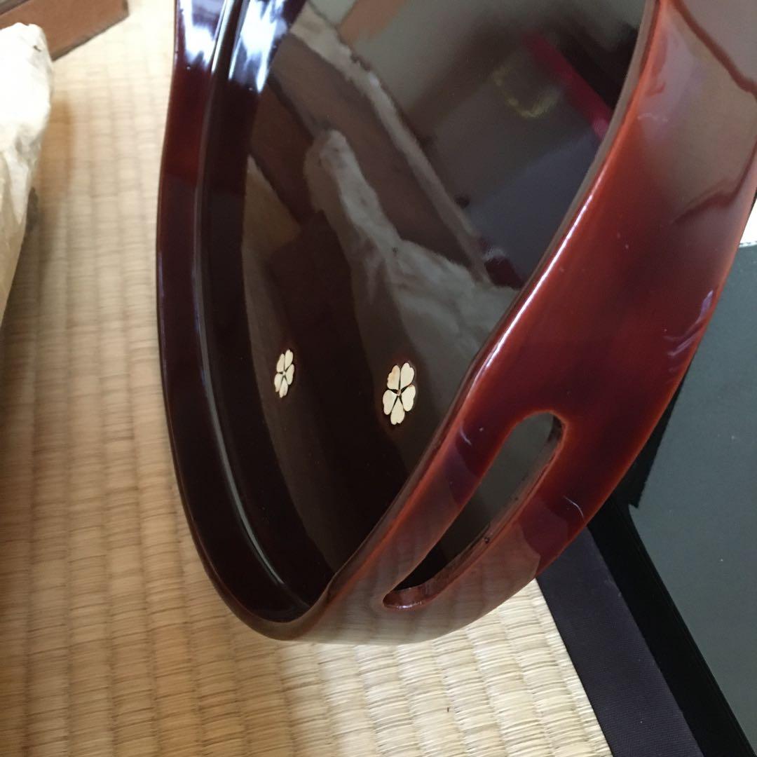 GG様リクエスト　輪島塗り　田村製/螺鈿桜文/ラウンド型手付き盆　ボルドーカラー