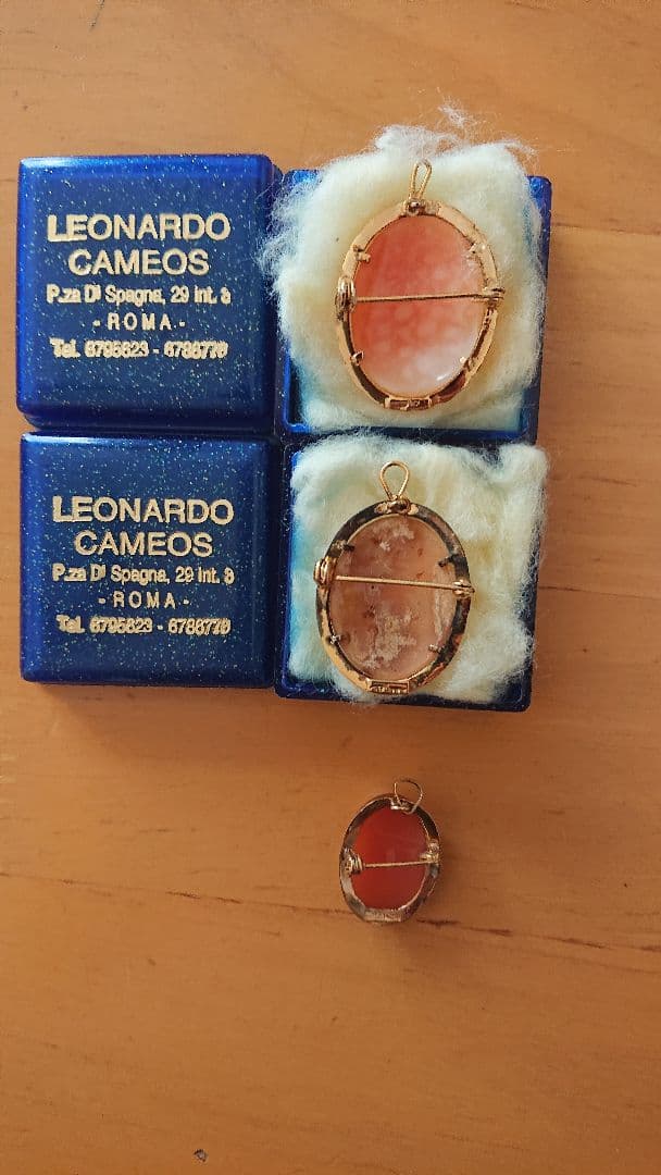 LEONARDO カメオブローチ 3個セット