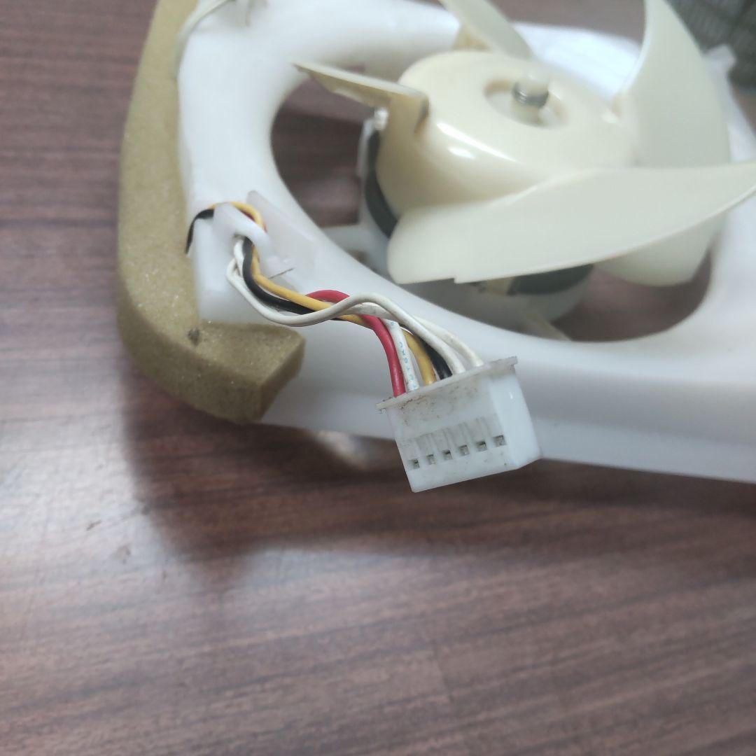 日立冷蔵庫機械室のモータークミ■R-S47VM-127（冷却ファン）中古1年使用