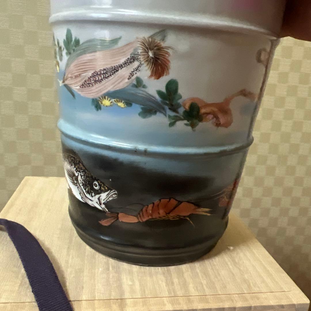 明治期超絶品九谷焼最高絵付　魚野菜尽くし手桶形水指　本物保証　逸品！