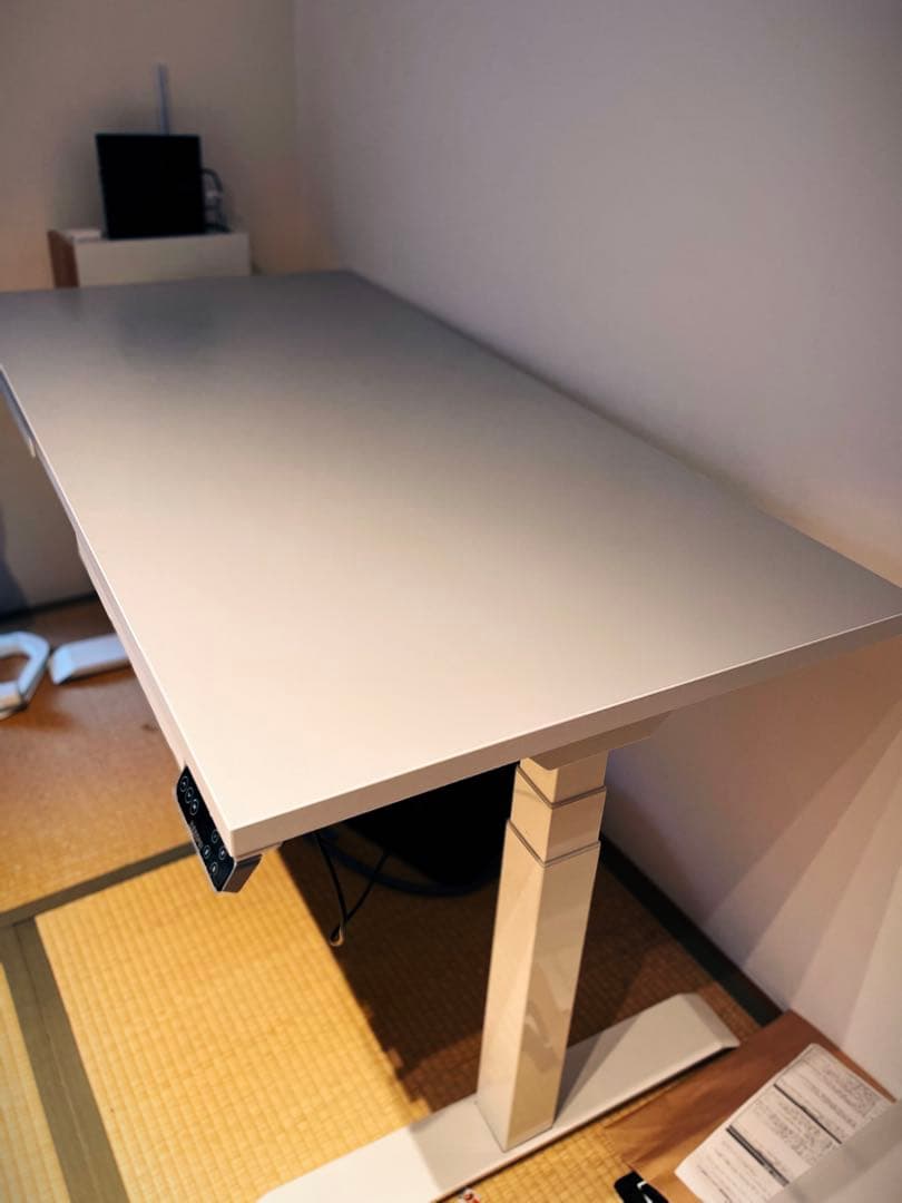 Preducts polar 昇降脚e7 トレー二つ　ケーブルホルダー付き