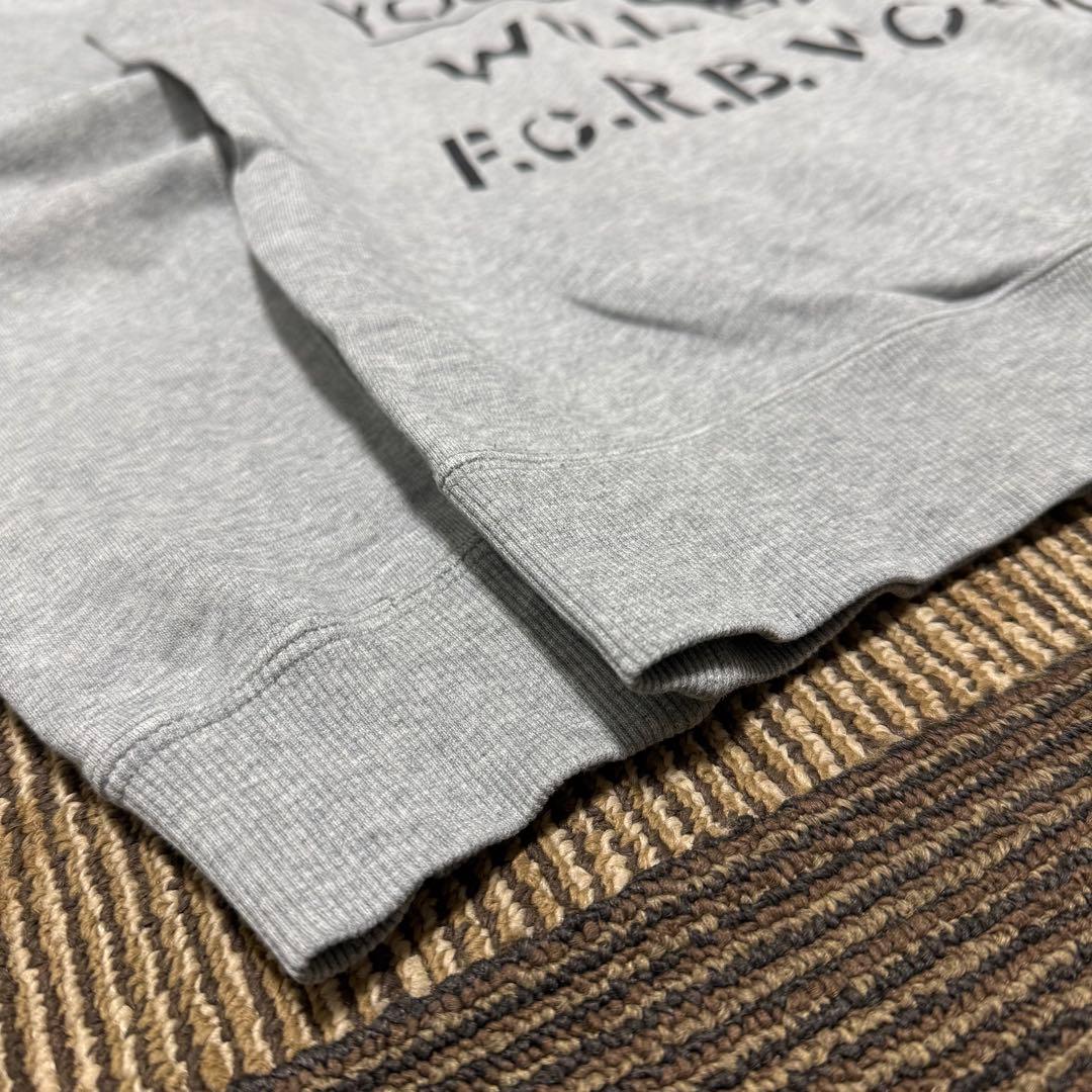 F.C.Real Bristol グレー パーカー 美品