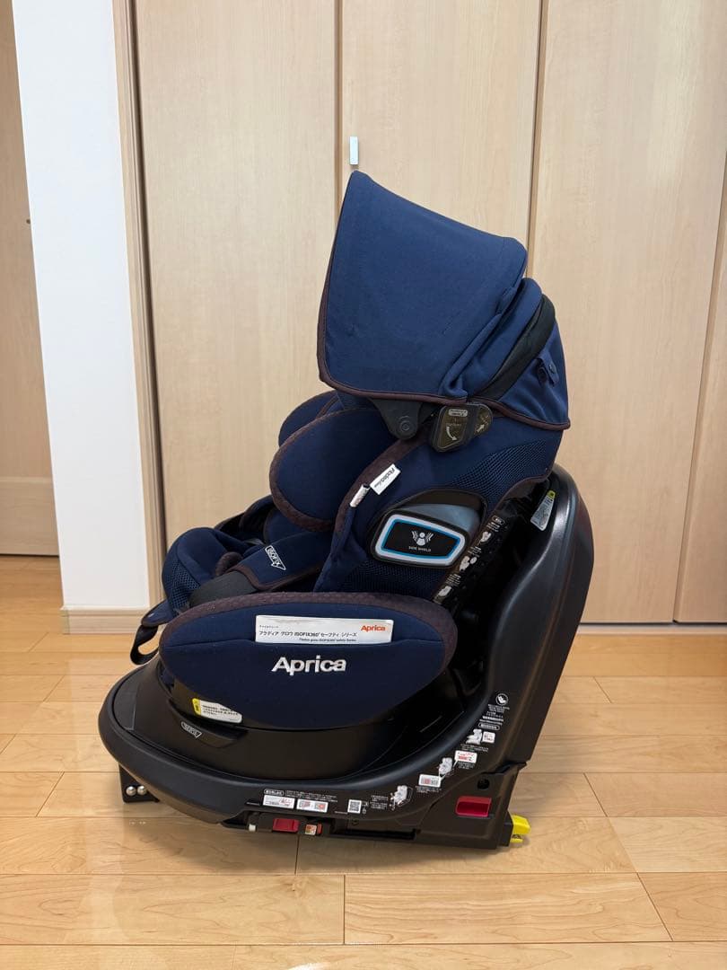 アップリカ　フラディアグロウ　ISOFIX360°セーフティー　プレミアム