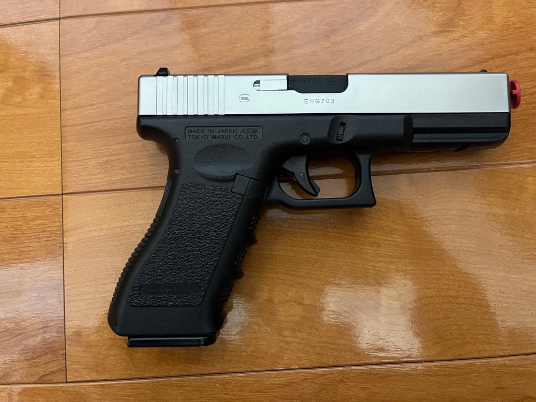 東京マルイ 電動GLOCK18C フルセミオート　美品　オマケ100連マガジン付