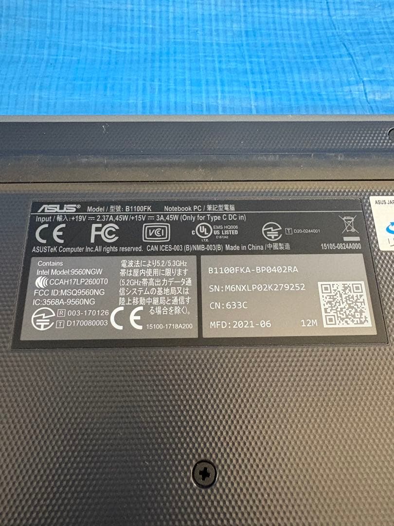 ASUS B1100FK 11.6インチ ノートPC 4GB 本体のみ