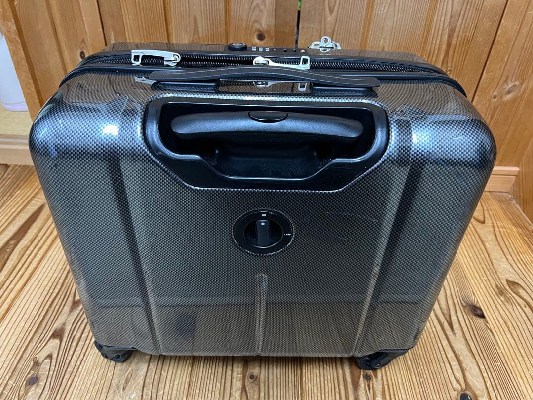 キャリーケース（機内持ち込み）28L・TSAロック・ワールドトラベラー