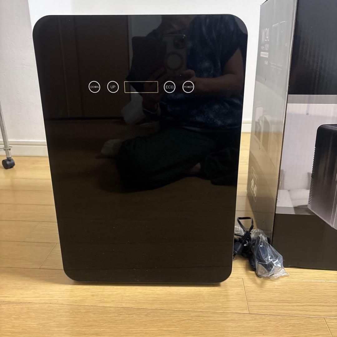 【美品】ペルチェ VS-440 冷温庫 24L ブラック