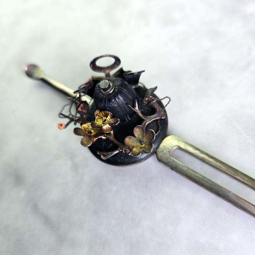 逸品　アンティーク　金工　簪　兜　銀かんざし　珊瑚　G1　着物　金工　骨董