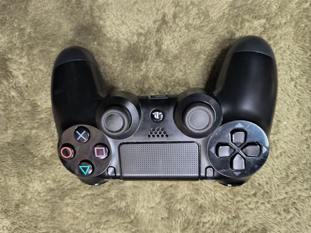 PS4本体　コード　純正コントローラー　マウスパッド