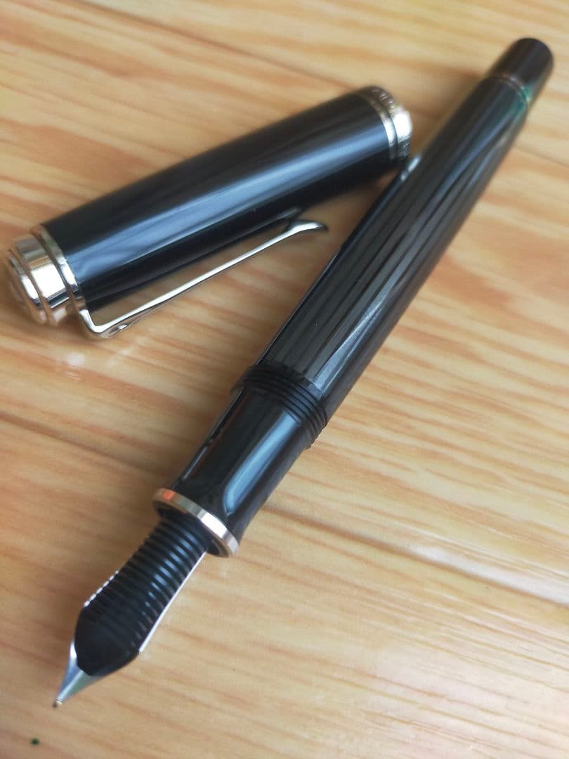 ペリカン万年筆　スーベレーン　M405 EFニブ