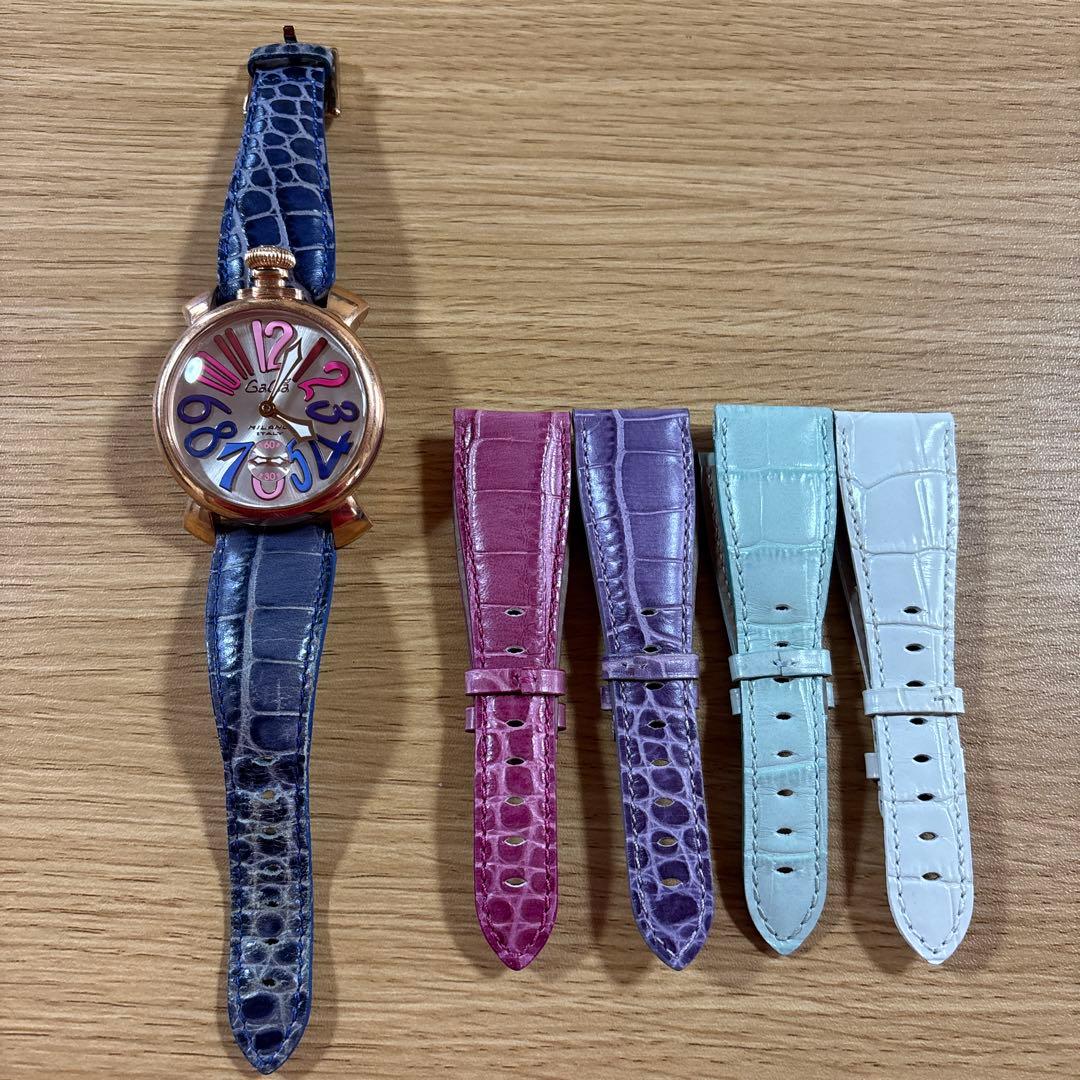 正規品　ガガミラノ　腕時計（本体と替えベルト4本