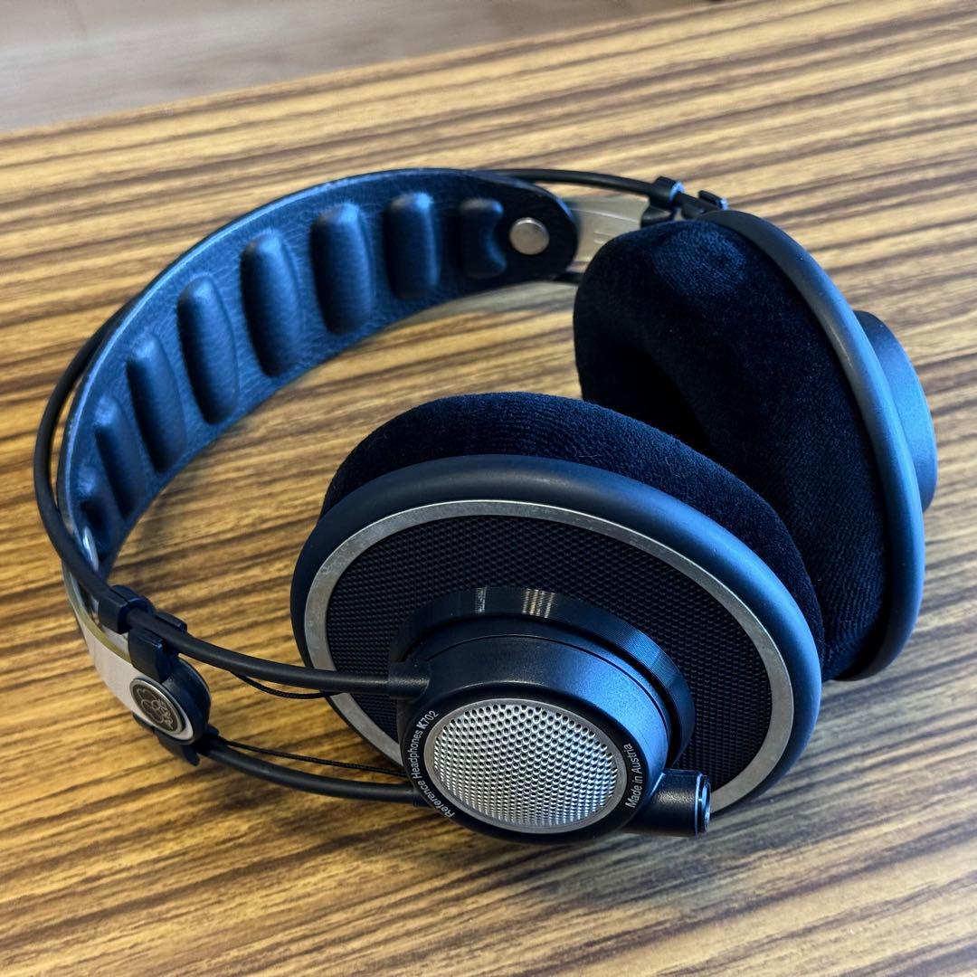 ヘッドホン AKG K702 Made in Austria
