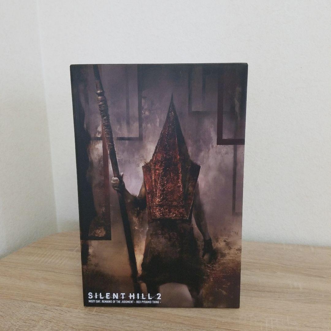 新品未開封 サイレントヒル レッドピラミッドシング 1/6スタチュー Gecco