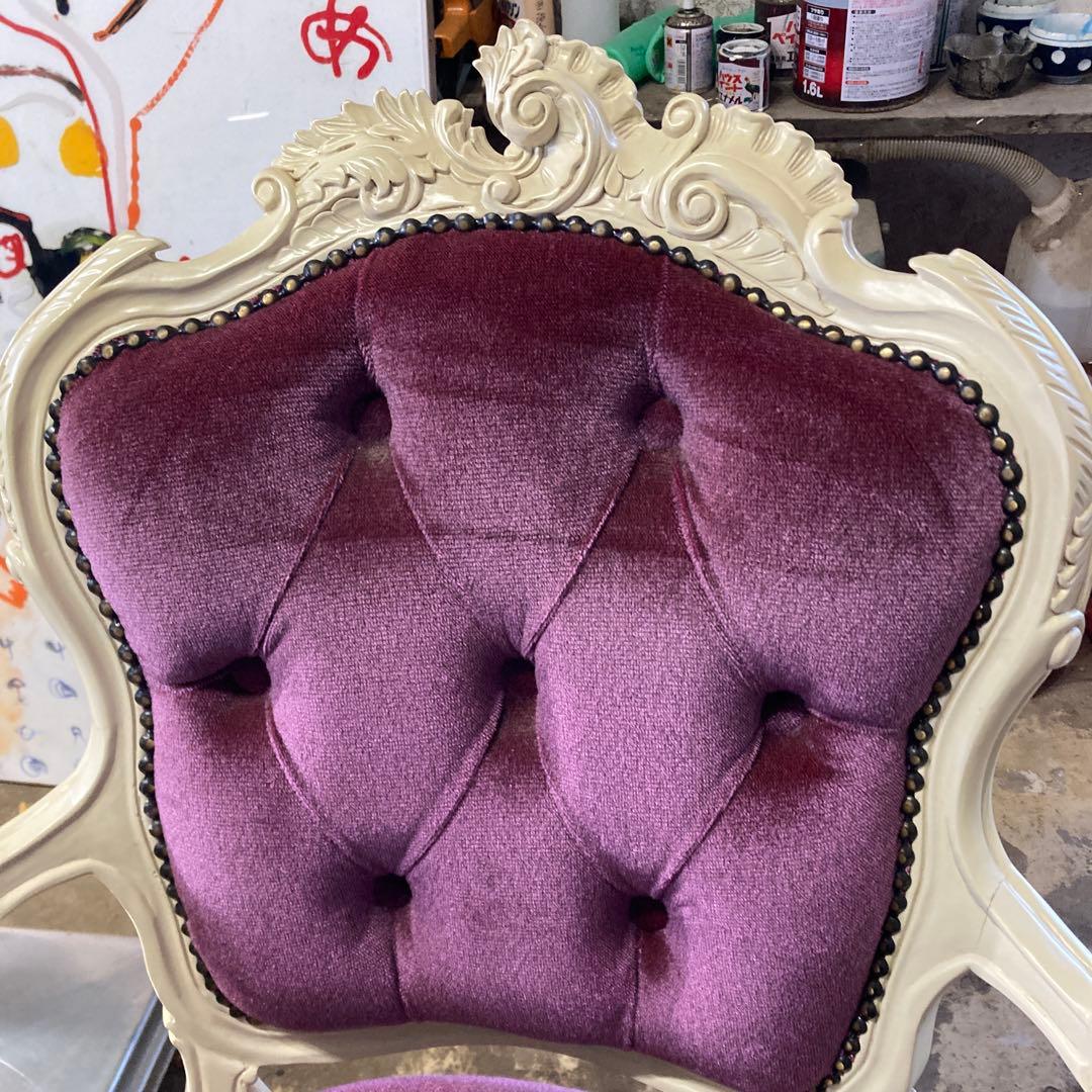 ケ*ブ様 ロココ調 猫脚 アームチェア 木彫 白と紫 B