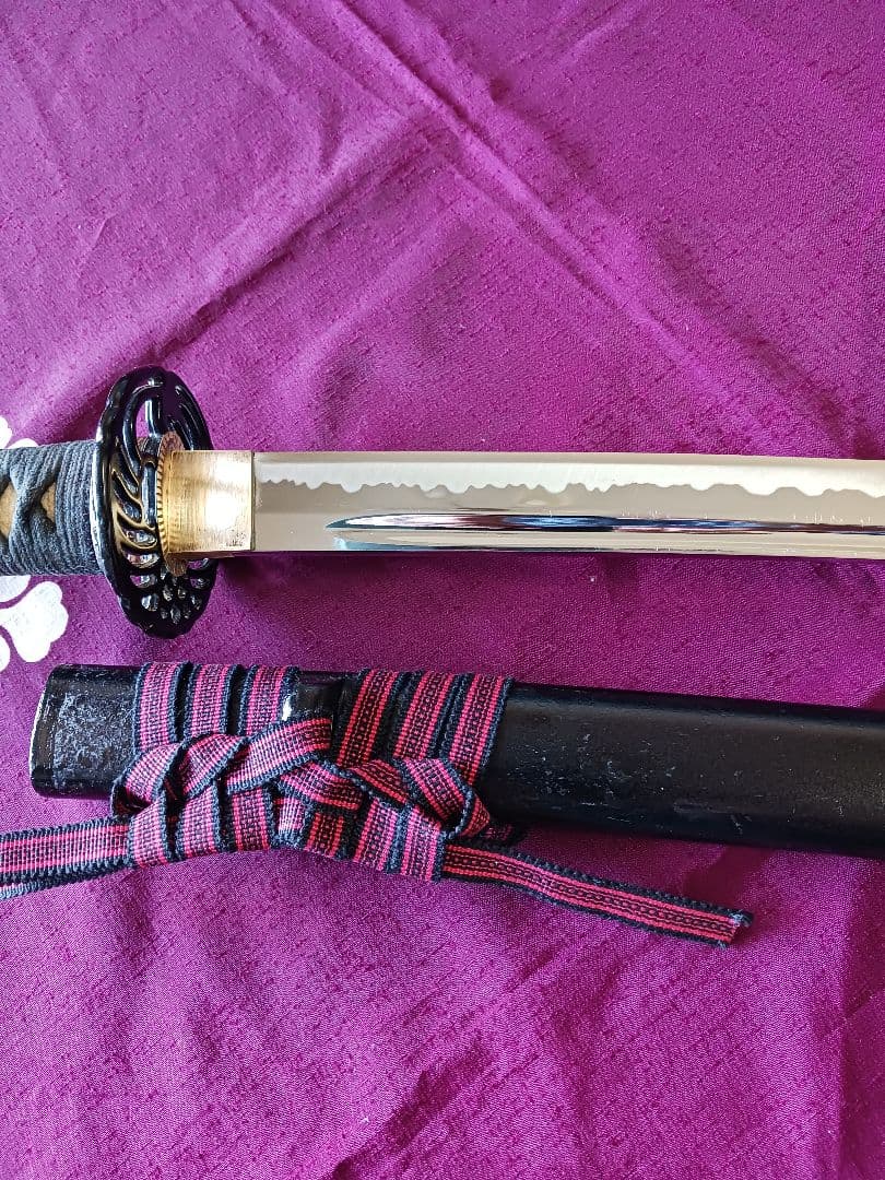 居合模造刀、本確居合者、居合女子、鑑賞、向き、本サメ本木、鍔刃渡り61cm、