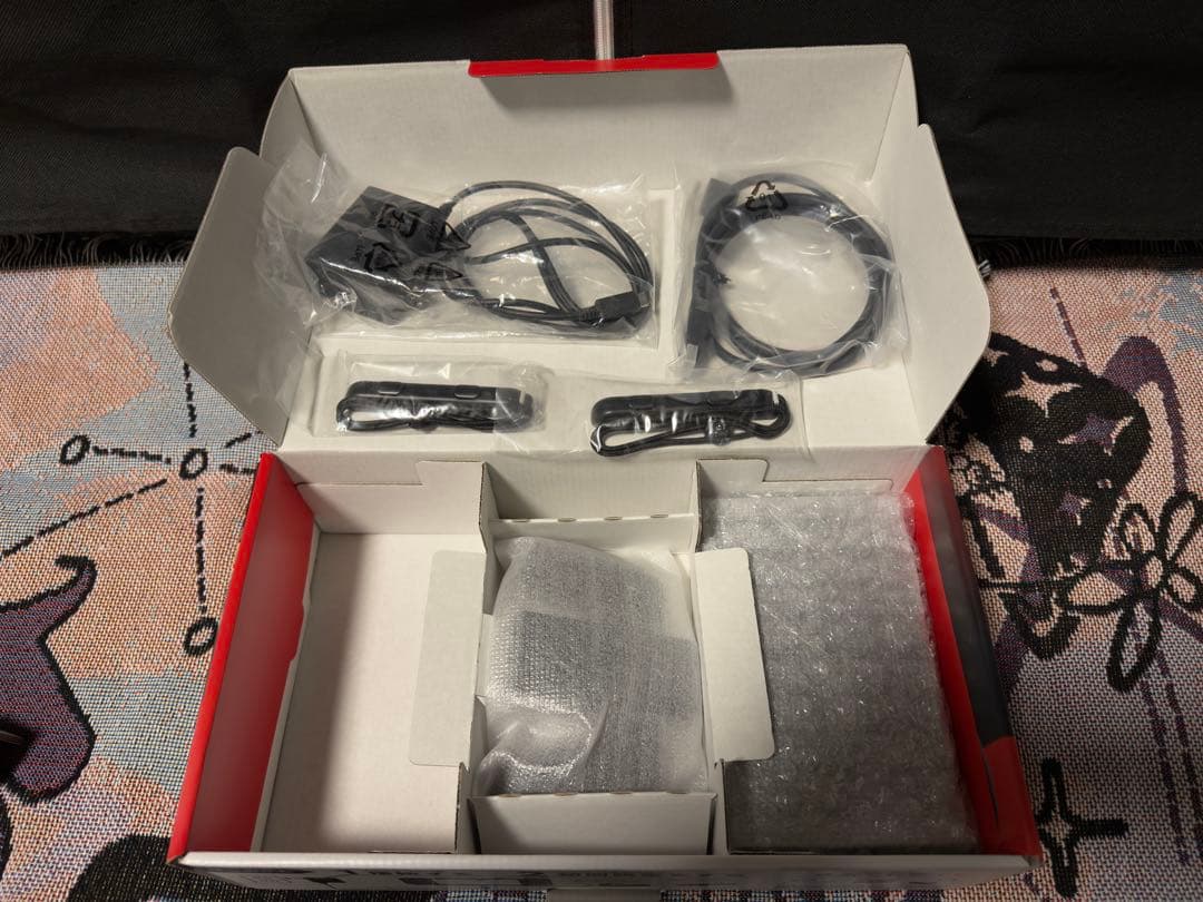 無*）様 Nintendo Switch 本体 グレー / 収納ケース / リン