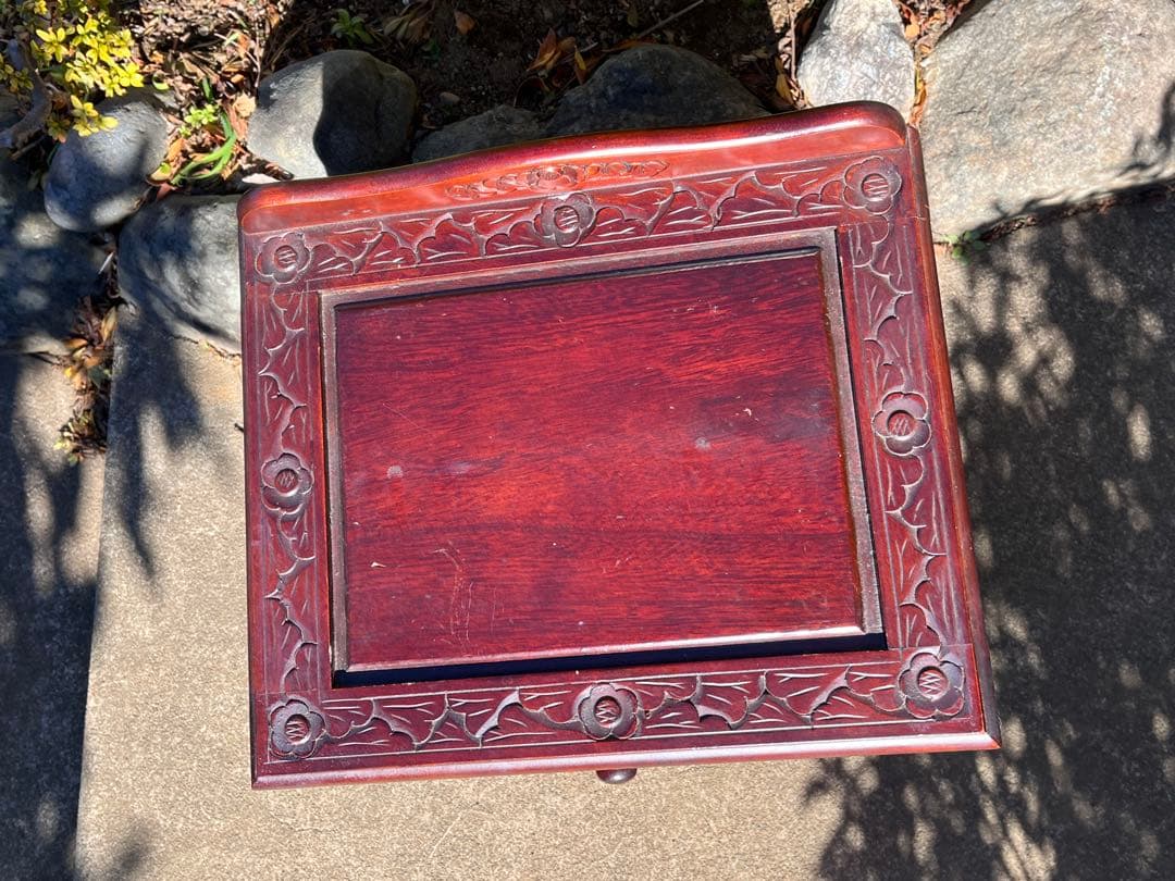 アンティーク調 キャスター付 サイドチェスト マガジンラック 彫刻 木製