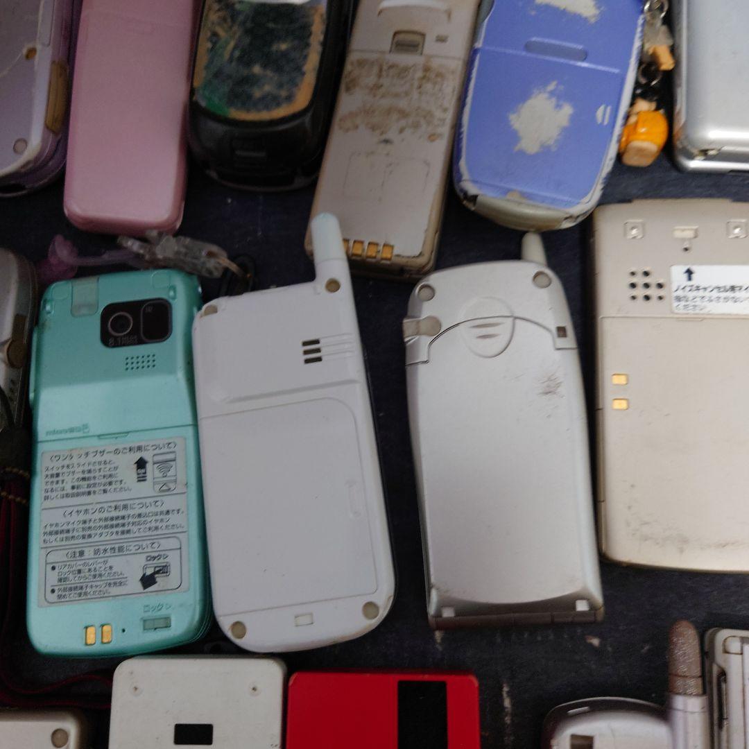 ①ジャンク ガラケー 現状渡し 部品取り 22個 まとめ