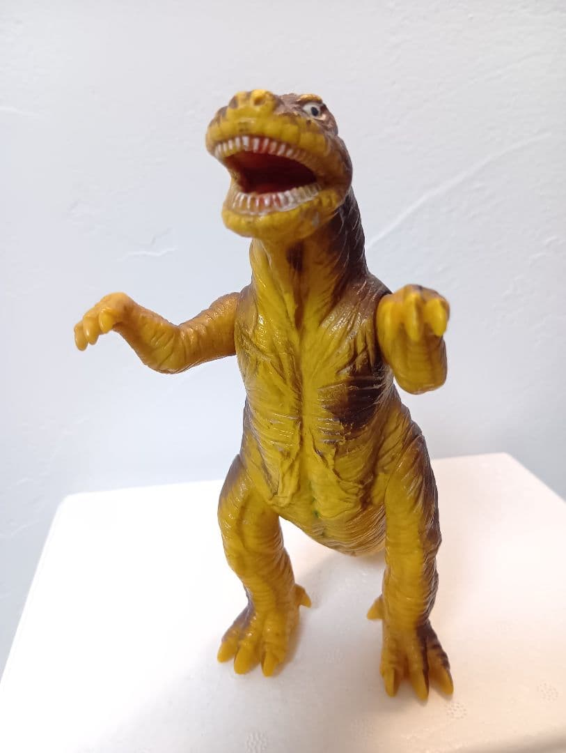 【当時物・希少・昭和レトロ】チラノザウルス　日東河田ソフト怪獣シリーズ