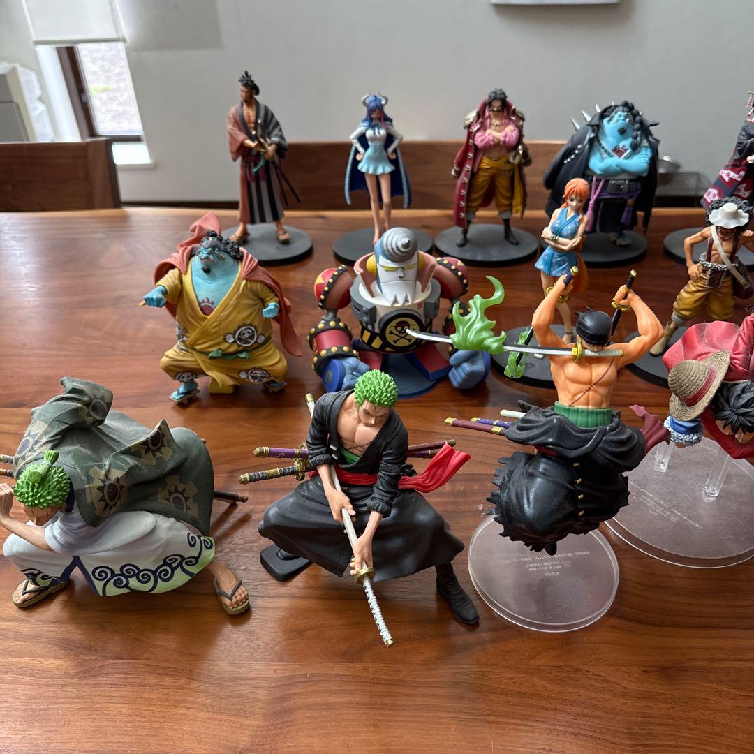 ワンピースフィギュア18体