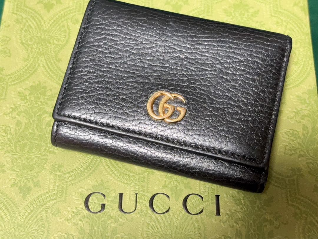 GUCCI　GG ブラックレザー　 三つ折り財布