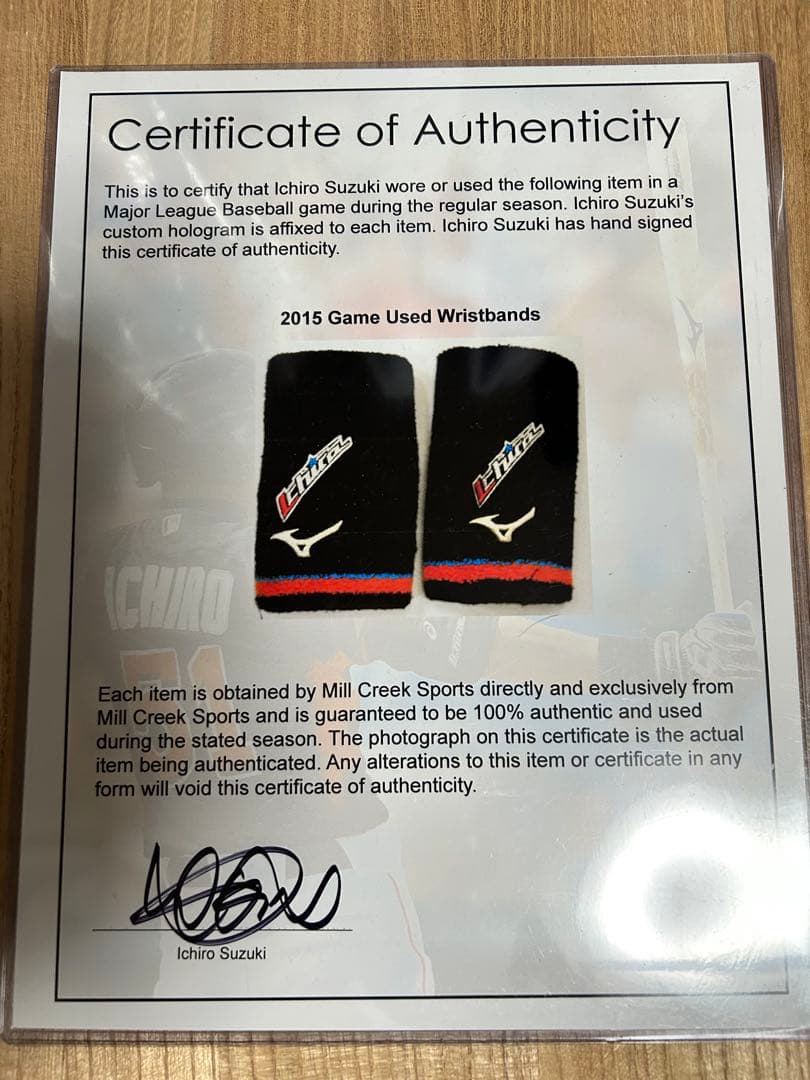 イチロー　2015年マイアミマーリンズ　実使用リストバンド　直筆サイン・証明書有