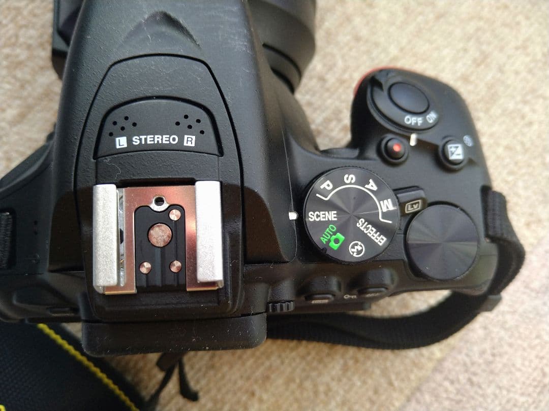 Nikon D5600 デジタル一眼レフカメラ