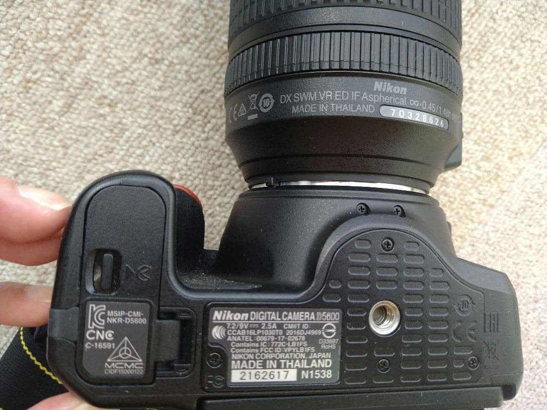 Nikon D5600 デジタル一眼レフカメラ