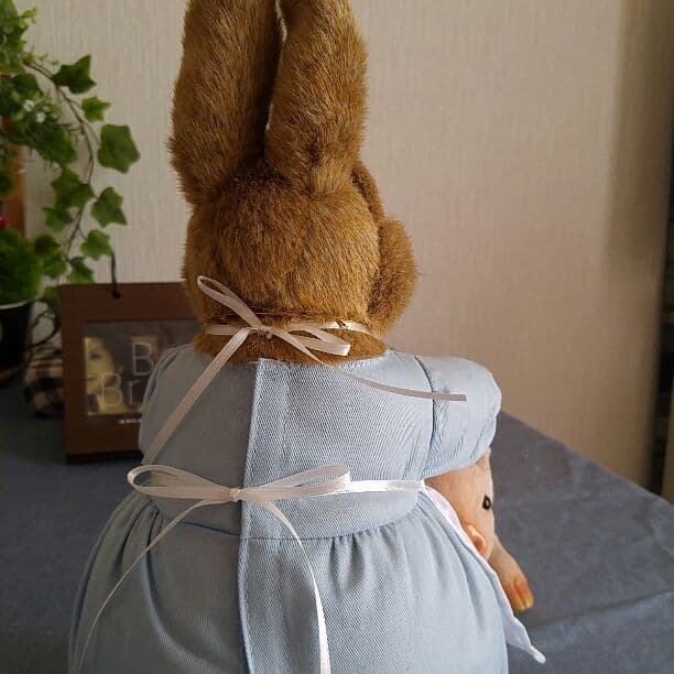 ピーターラビット人形