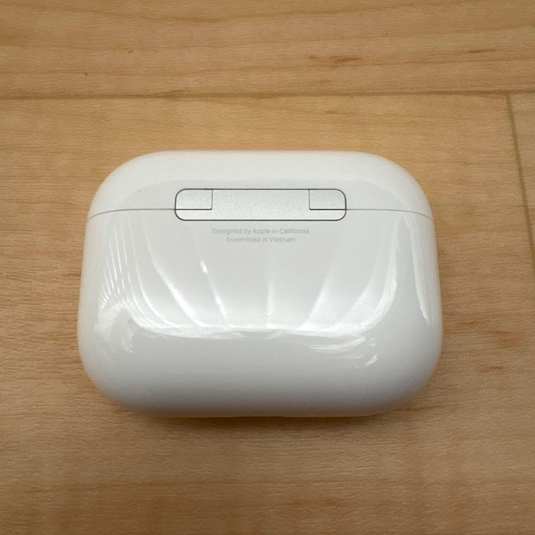Apple AirPods Pro 3 ほぼ未使用　保証書貼付用レシート付き