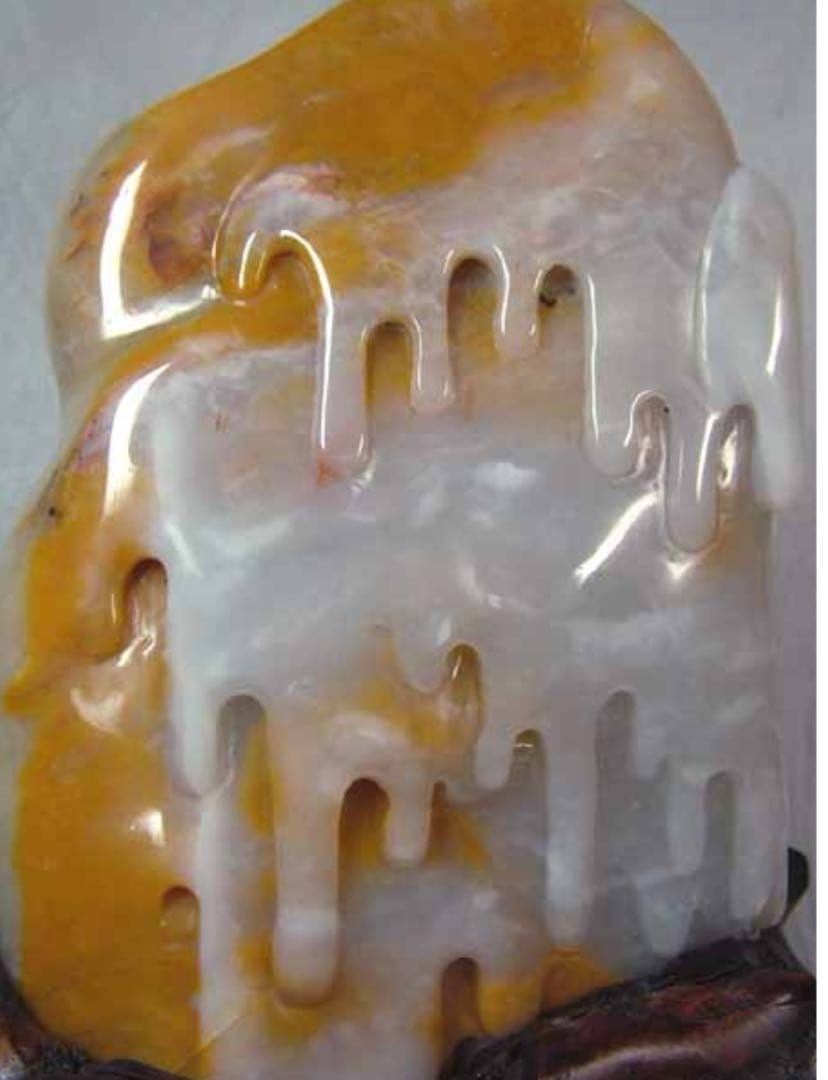 和田（ホータン）黄玉　台付き置物「羅漢」180ｍｍ