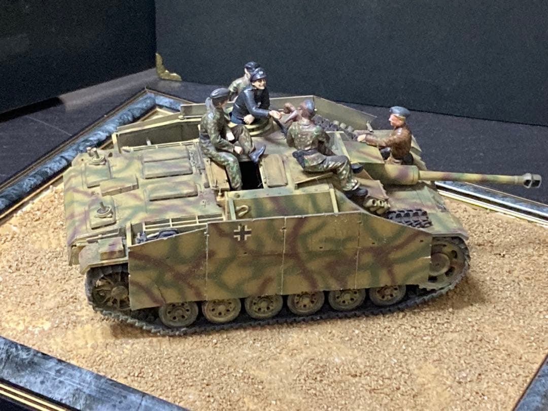 タミヤ　1/35 ドイツ軍　三号突撃砲G型　ヴィネット　完成品ジャンク